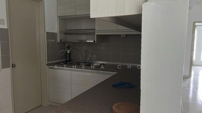 Apartment for Sale at Bayu 1 Residence - Athena Cho - Kitchen - PropertyGuru.com.my