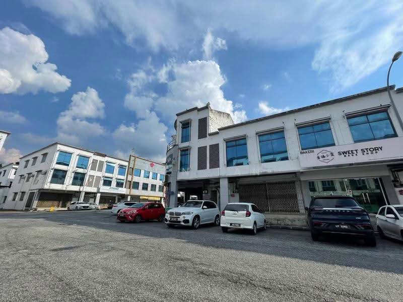 Kedai untuk Dijual di Taman Lagenda Putra (Kulai) - Iden Tan - PropertyGuru.com.my