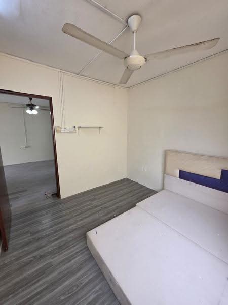 Rumah Flat untuk Dijual di Flat Bandar Selesa Jaya @ Jalan Silat Gayong - Grace Ng - Bedroom - PropertyGuru.com.my