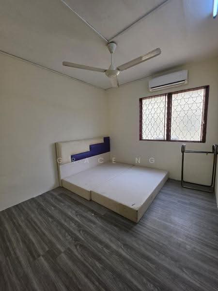 Rumah Flat untuk Dijual di Flat Bandar Selesa Jaya @ Jalan Silat Gayong - Grace Ng - Bedroom - PropertyGuru.com.my