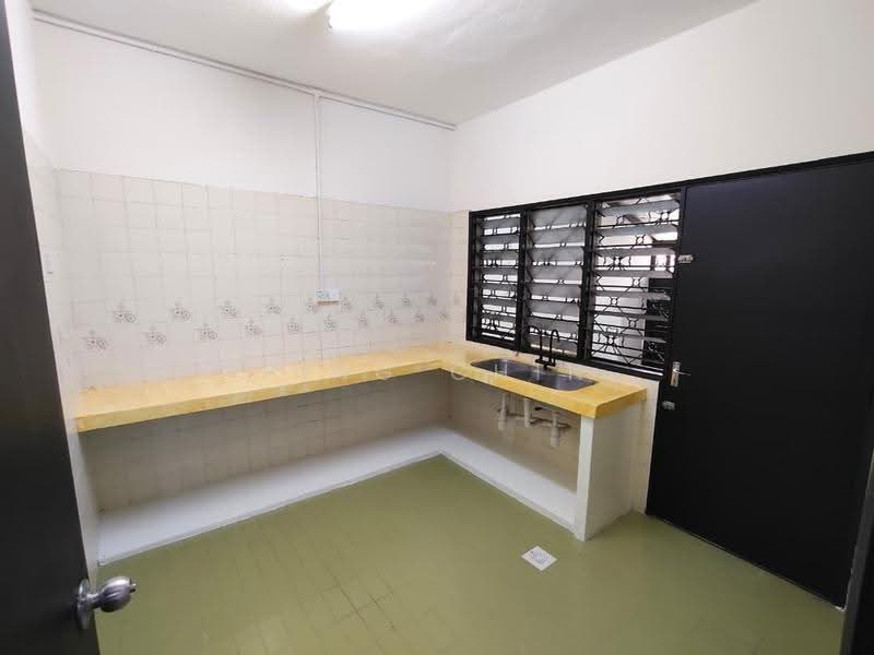 2.5-storey Terraced House for Rent in Sri Petaling (Kuala Lumpur) - Ping Chin - Kitchen - PropertyGuru.com.my