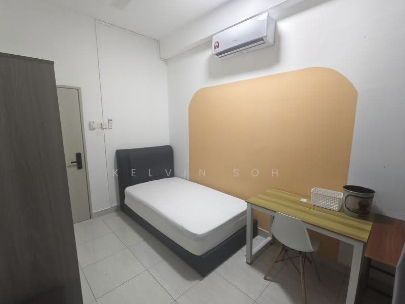 Kediaman Servis untuk Disewa di BSP 21 - Kelvin Soh - Bedroom - PropertyGuru.com.my