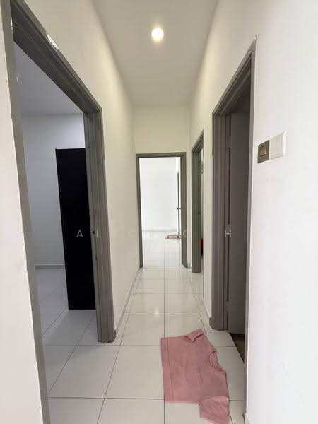 Service Residence for Sale at Jentayu Residensi @ Tampoi - Alice Goh - Corridor - PropertyGuru.com.my