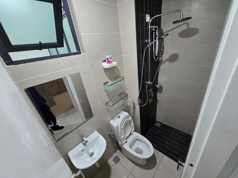 Kediaman Servis untuk Disewa di H2O Residences - Dila Yap - Bathroom - PropertyGuru.com.my