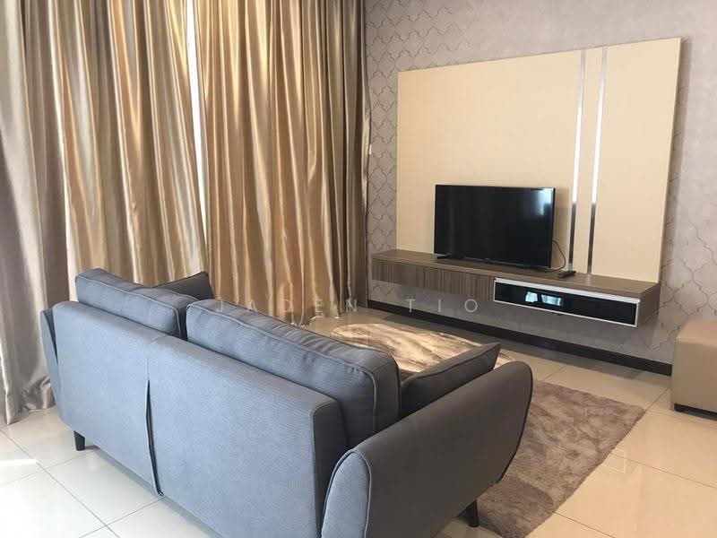 Kediaman Servis untuk Disewa di Molek Regency - Jaden Tio - Living Room - PropertyGuru.com.my