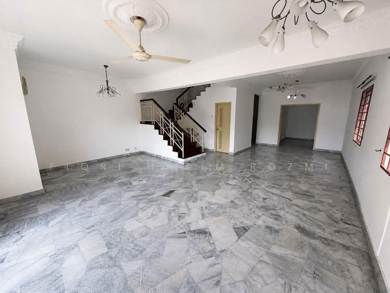 2-storey Terraced House for Sale in Cheras (Selangor) - Fiqri Hazim Rozmi - Living Room - PropertyGuru.com.my