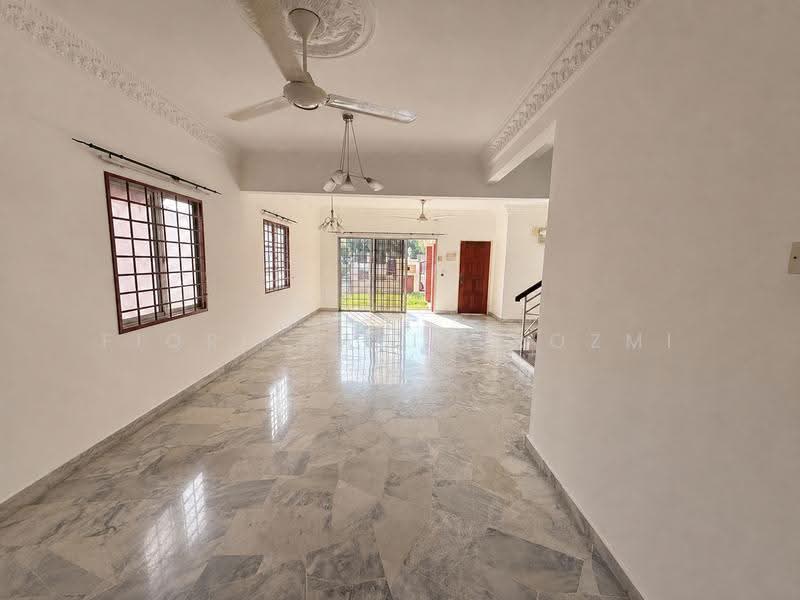 2-storey Terraced House for Sale in Cheras (Selangor) - Fiqri Hazim Rozmi - Living Room - PropertyGuru.com.my