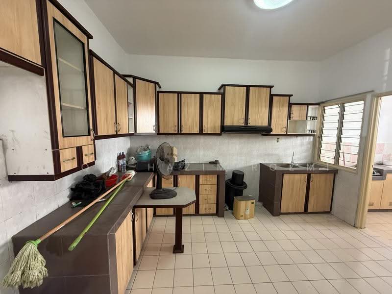 2-storey Terraced House for Sale in Cheras (Selangor) - Fiqri Hazim Rozmi - Kitchen - PropertyGuru.com.my