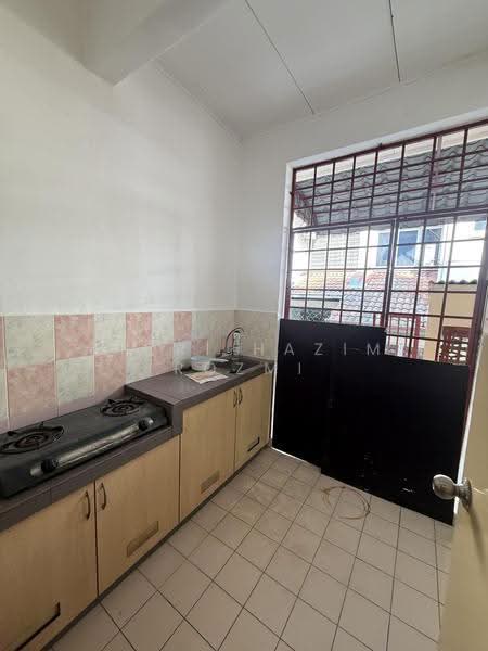2-storey Terraced House for Sale in Cheras (Selangor) - Fiqri Hazim Rozmi - Kitchen - PropertyGuru.com.my
