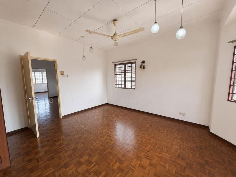 2-storey Terraced House for Sale in Cheras (Selangor) - Fiqri Hazim Rozmi - Living Room - PropertyGuru.com.my