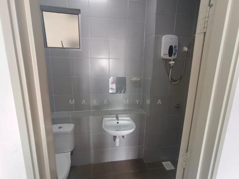 Kondominium untuk Disewa di Residensi Adelia - Maya Myra - Bathroom - PropertyGuru.com.my