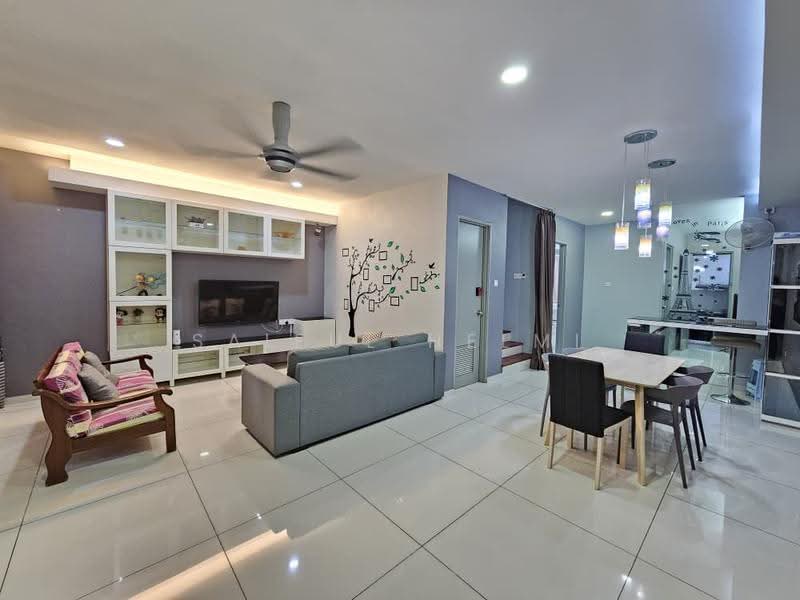 Terraced House for Sale in Bandar Baru Kuala Selangor (Kuala Selangor) - SAIFUL HELMI - Living Room - PropertyGuru.com.my