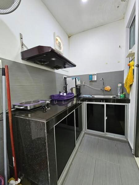 Terraced House for Sale in Bandar Baru Kuala Selangor (Kuala Selangor) - SAIFUL HELMI - Kitchen - PropertyGuru.com.my