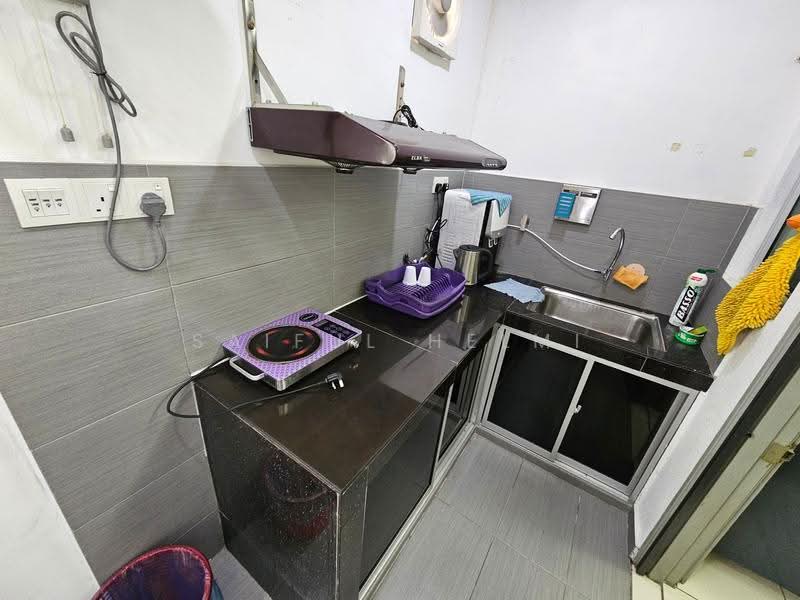 Terraced House for Sale in Bandar Baru Kuala Selangor (Kuala Selangor) - SAIFUL HELMI - Kitchen - PropertyGuru.com.my