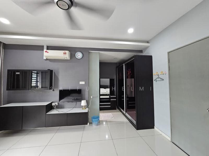 Terraced House for Sale in Bandar Baru Kuala Selangor (Kuala Selangor) - SAIFUL HELMI - Living Room - PropertyGuru.com.my