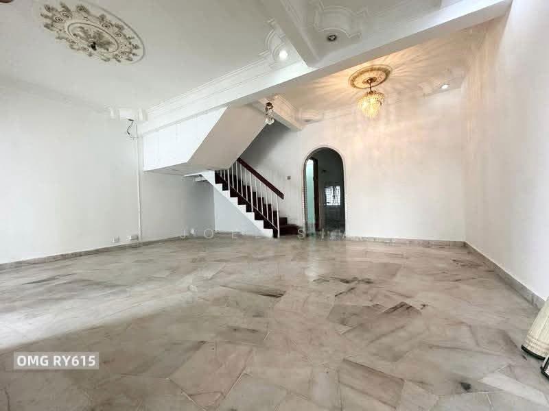2-storey Terraced House for Sale in Klang (Selangor) - Joel Sia - Living Room - PropertyGuru.com.my