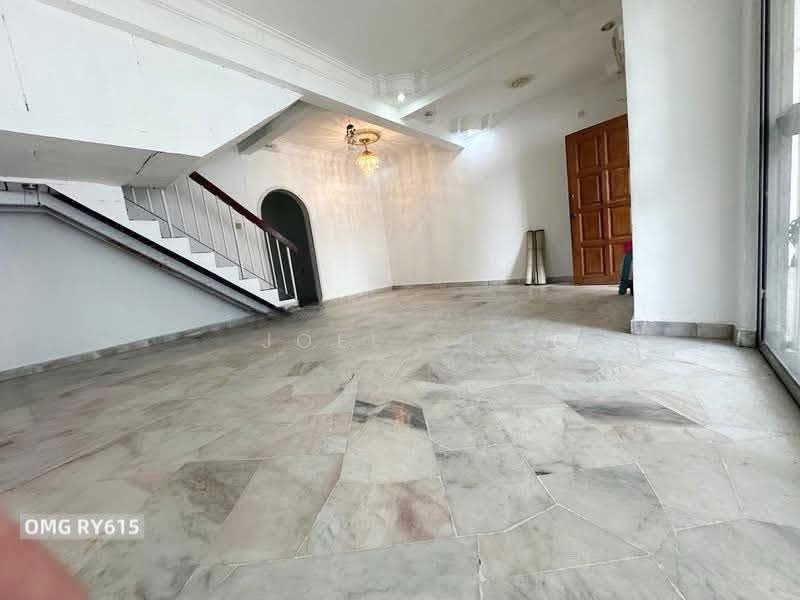 2-storey Terraced House for Sale in Klang (Selangor) - Joel Sia - Entrance - PropertyGuru.com.my