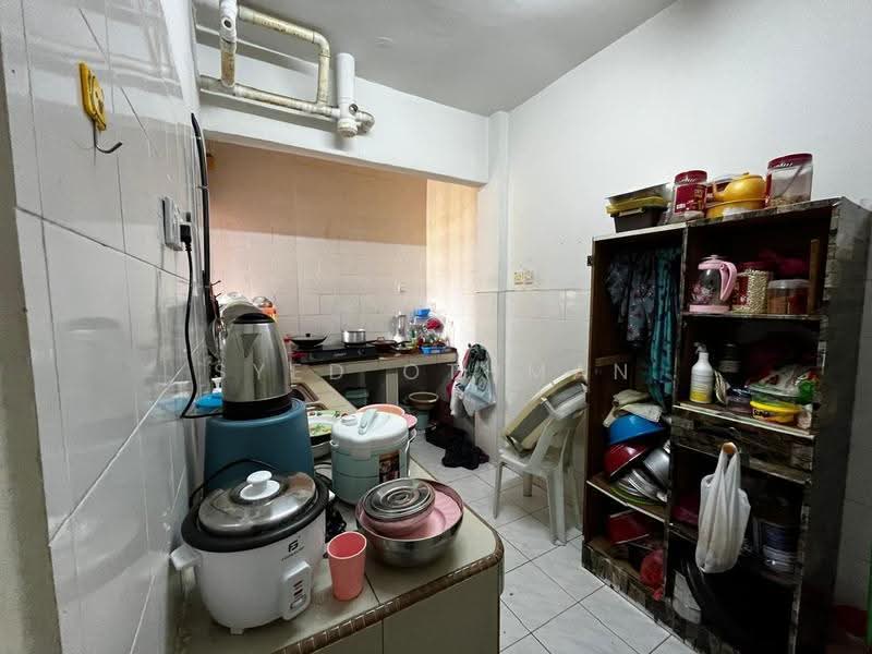 Pangsapuri untuk Dijual di Pangsapuri Putra Impian - Syed Othman - Kitchen - PropertyGuru.com.my
