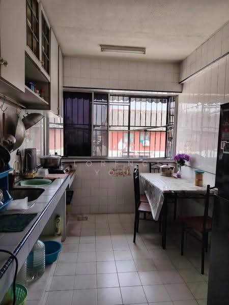 Pangsapuri untuk Dijual di Flat Pandan Jaya - Florence You - Kitchen - PropertyGuru.com.my