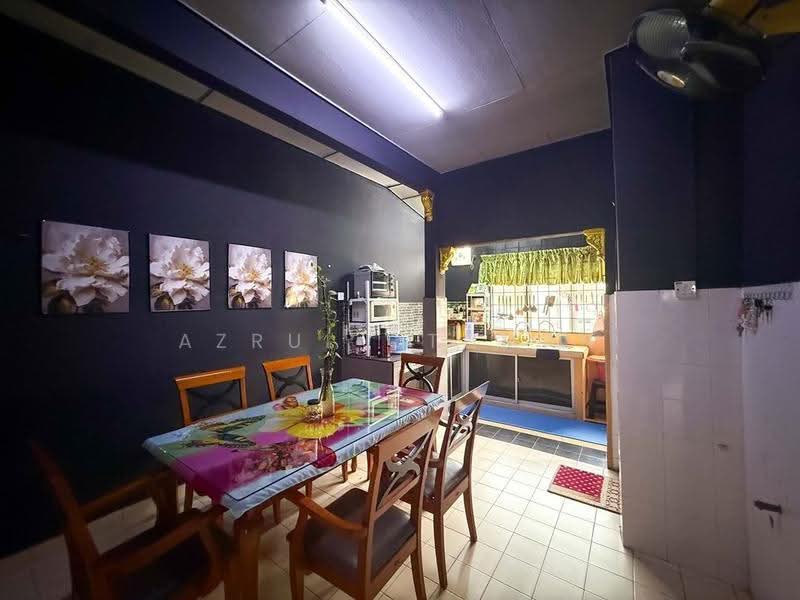 Rumah Teres 1-Tingkat untuk Dijual di Taman Pinggiran Pedas (Pedas) - Azrul Othman - Dining Room - PropertyGuru.com.my