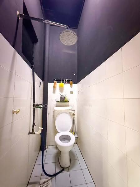 Rumah Teres 1-Tingkat untuk Dijual di Taman Pinggiran Pedas (Pedas) - Azrul Othman - Bathroom - PropertyGuru.com.my