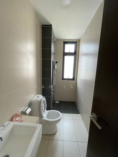 Service Residence for Rent at 8Scape Residence @ Sutera - Sam Yap - Bathroom - PropertyGuru.com.my