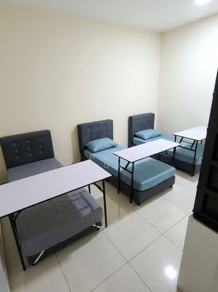 Kondominium untuk Dijual di Platinum Lake PV 20 - Wincent Chuah - Bedroom - PropertyGuru.com.my