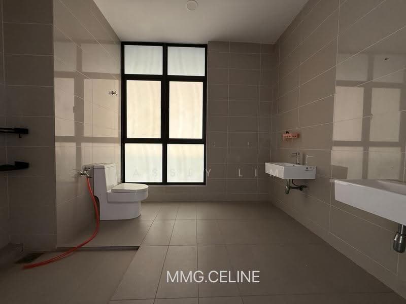 Bungalow House for Sale in Klang (Selangor) - Cassey Lim - Bathroom - PropertyGuru.com.my