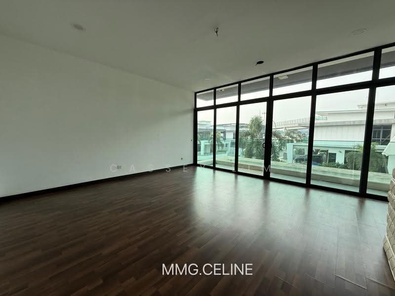 Bungalow House for Sale in Klang (Selangor) - Cassey Lim - Living Room - PropertyGuru.com.my