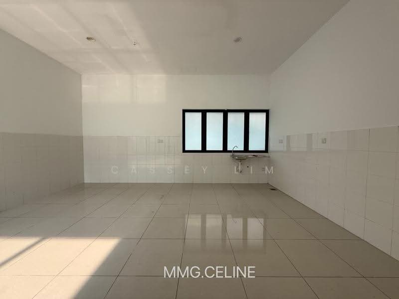 Bungalow House for Sale in Klang (Selangor) - Cassey Lim - Kitchen - PropertyGuru.com.my