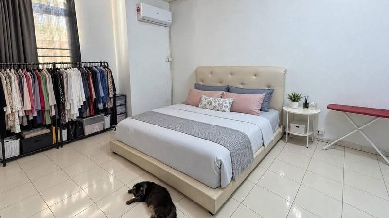 Rumah Teres untuk Dijual di Bandar Country Homes (Rawang) - Azri Zabidin - Bedroom - PropertyGuru.com.my