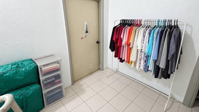 Rumah Teres untuk Dijual di Bandar Country Homes (Rawang) - Azri Zabidin - PropertyGuru.com.my