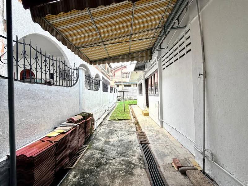 Rumah Banglo untuk Dijual di Kampung Changkat (Gombak) - Arbain Mahmood - Exterior - PropertyGuru.com.my