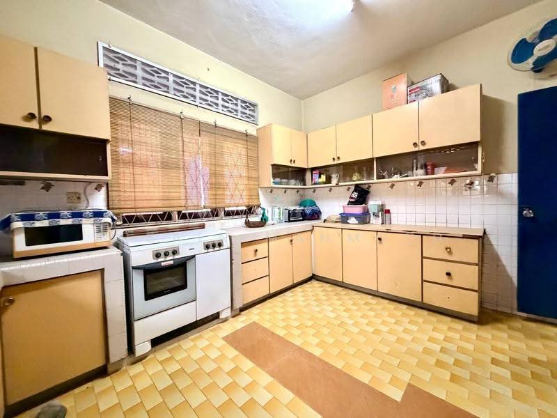 Rumah Banglo untuk Dijual di Kampung Changkat (Gombak) - Arbain Mahmood - Kitchen - PropertyGuru.com.my