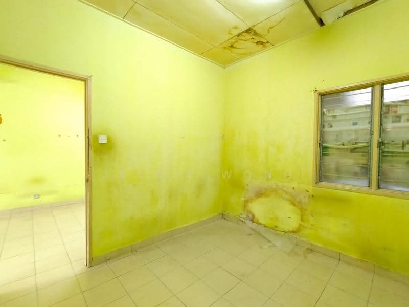 1-storey Terraced House for Sale in Kampung Melayu Batu 16 (Rawang) - Jessie Wong - Interior - PropertyGuru.com.my