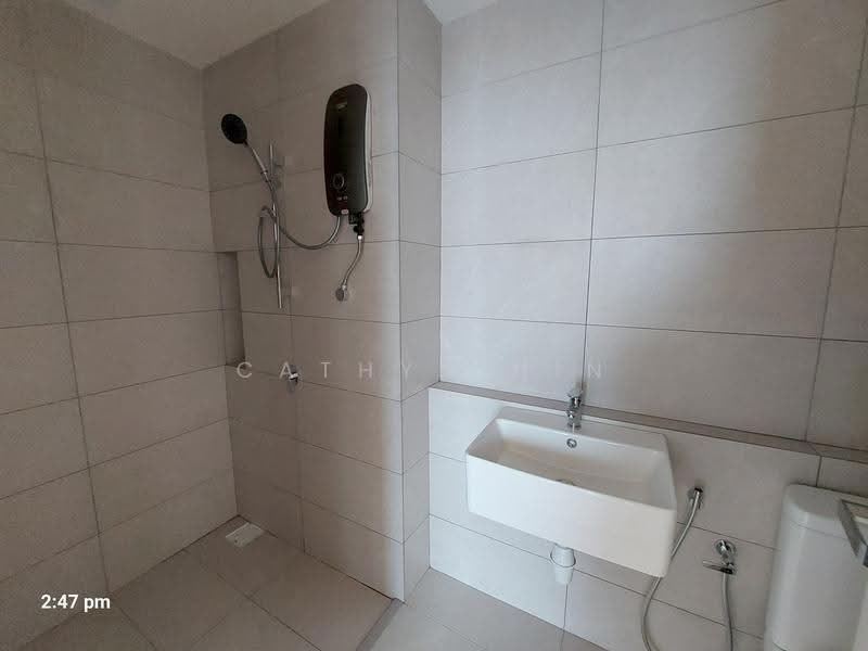 Kondominium untuk Disewa di Dwitara Residences - Cathy Chin - Bathroom - PropertyGuru.com.my