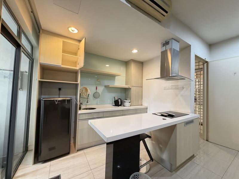 Kediaman Servis untuk Disewa di Eve Suite / NZX Square - Vincent Heng - Kitchen - PropertyGuru.com.my