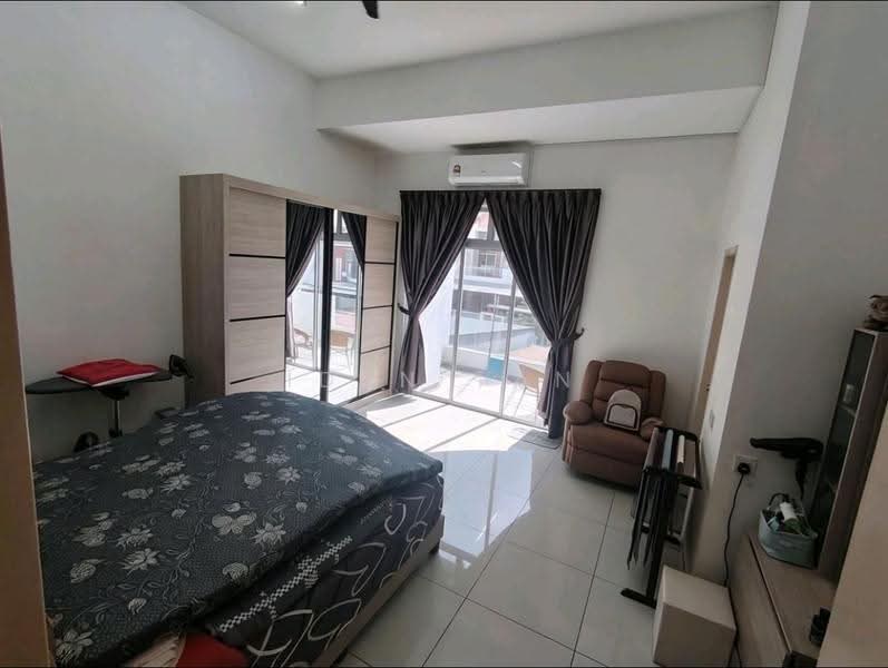 Rumah Teres 2-Tingkat untuk Dijual di Setia Eco Gardens (Gelang Patah) - Iden Tan - Bedroom - PropertyGuru.com.my