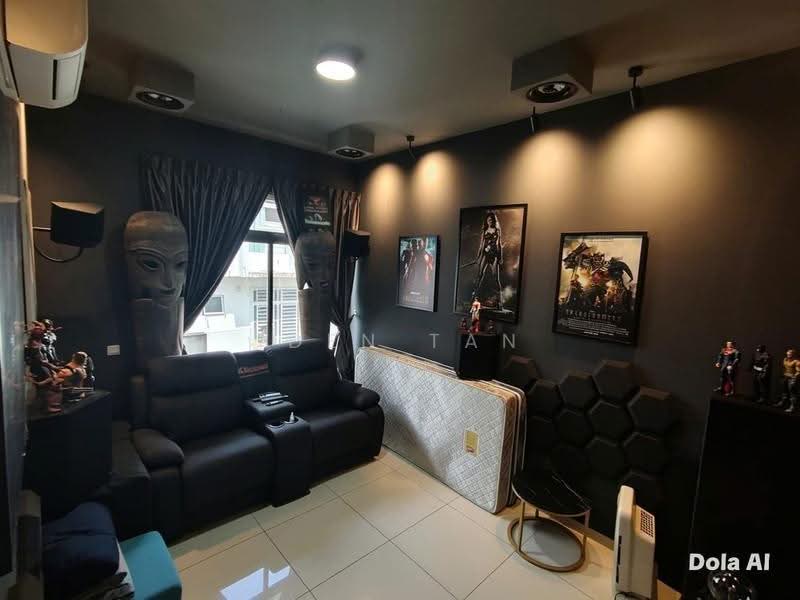 Rumah Teres 2-Tingkat untuk Dijual di Setia Eco Gardens (Gelang Patah) - Iden Tan - Living Room - PropertyGuru.com.my