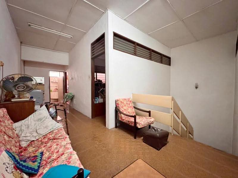 2-storey Terraced House for Sale in Taman Lip Sin (Sungai Dua) - Welwits Sim - Living Room - PropertyGuru.com.my