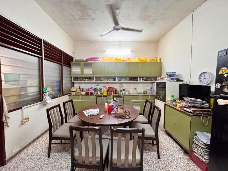 2-storey Terraced House for Sale in Taman Lip Sin (Sungai Dua) - Welwits Sim - Dining Room - PropertyGuru.com.my