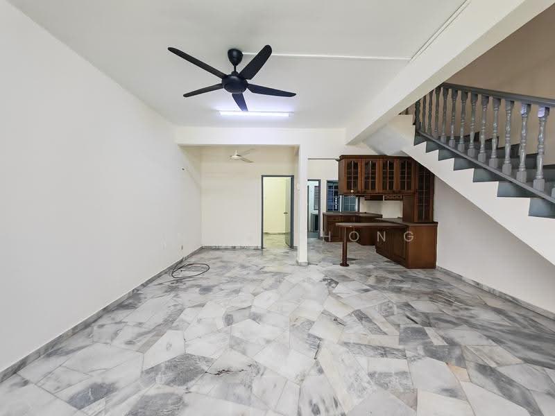 2-storey Terraced House for Rent in Kelana Jaya (Petaling Jaya) - Bonnie Chong - Living Room - PropertyGuru.com.my