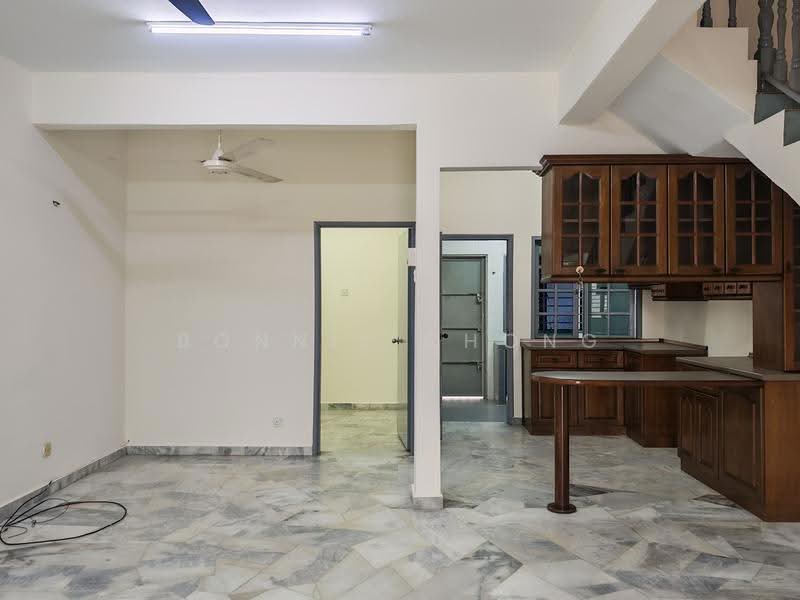 2-storey Terraced House for Rent in Kelana Jaya (Petaling Jaya) - Bonnie Chong - Kitchen - PropertyGuru.com.my