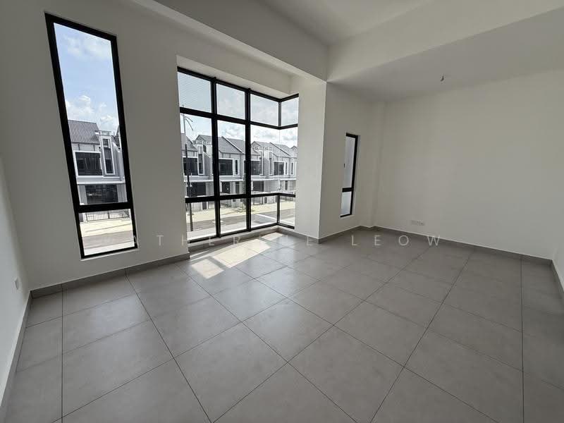 2-storey Terraced House for Sale in Setia Eco Cascadia (Tebrau) - Katherine Leow - Living Room - PropertyGuru.com.my