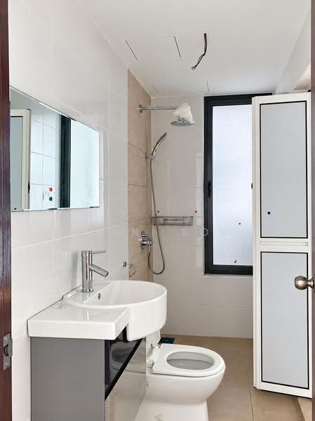 Service Residence for Sale at SkyVille 8 @ Benteng 8 - Weini Soh - Bathroom - PropertyGuru.com.my