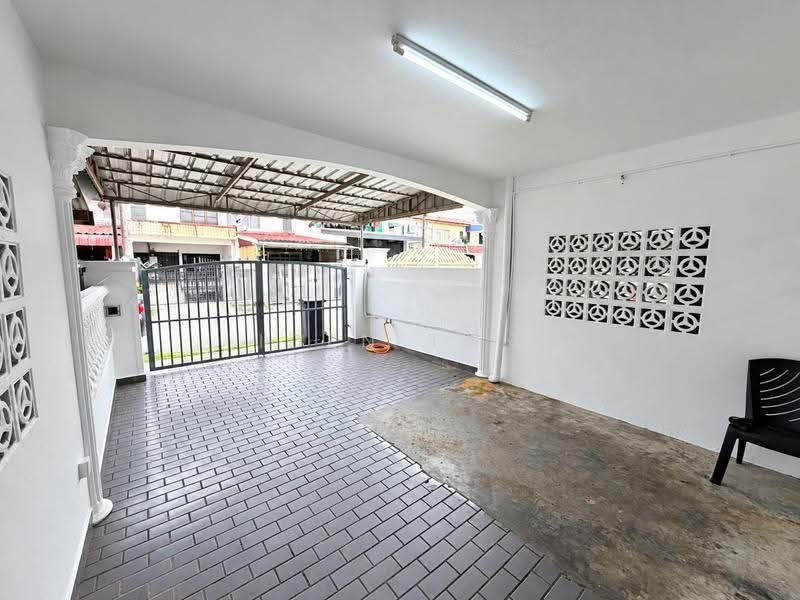 Rumah Teres 2-Tingkat untuk Dijual di Taman Damai Jaya (Skudai) - Iden Tan - Exterior - PropertyGuru.com.my