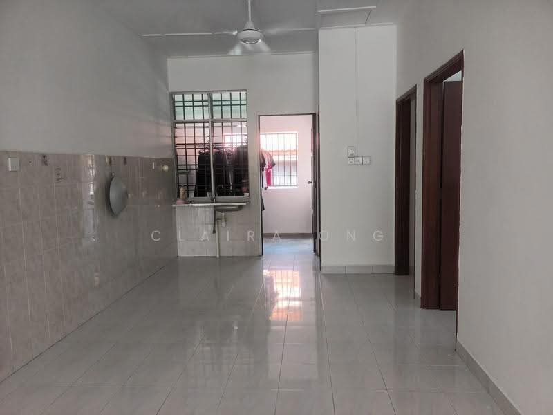 1-storey Terraced House for Sale in Taman Impian Emas (Skudai) - Claira Ong - Kitchen - PropertyGuru.com.my