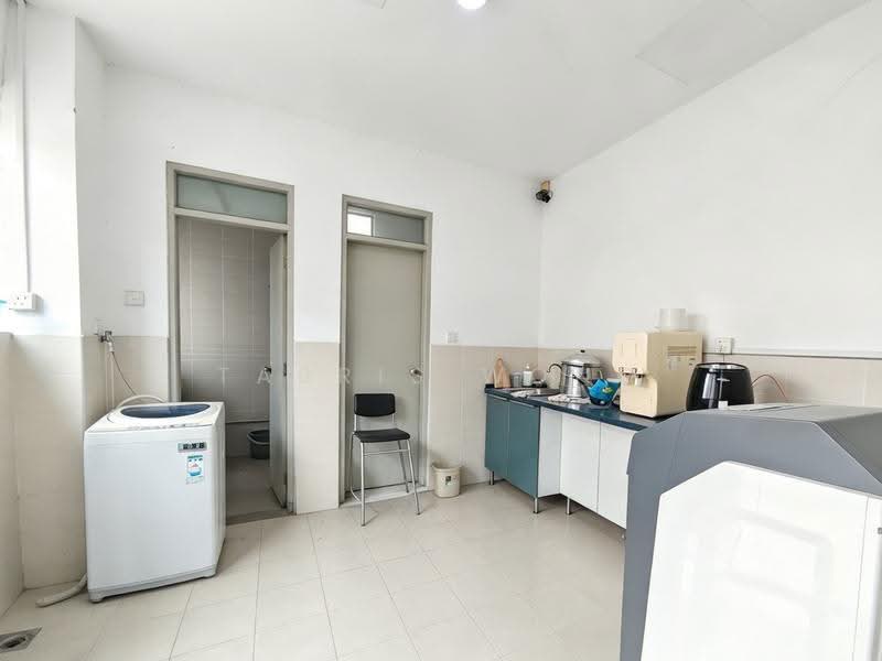 Bungalow House for Sale in Klang (Selangor) - Tabris Wong - Bathroom - PropertyGuru.com.my