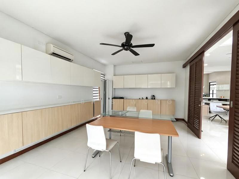 Bungalow House for Sale in Klang (Selangor) - Tabris Wong - Dining Room - PropertyGuru.com.my