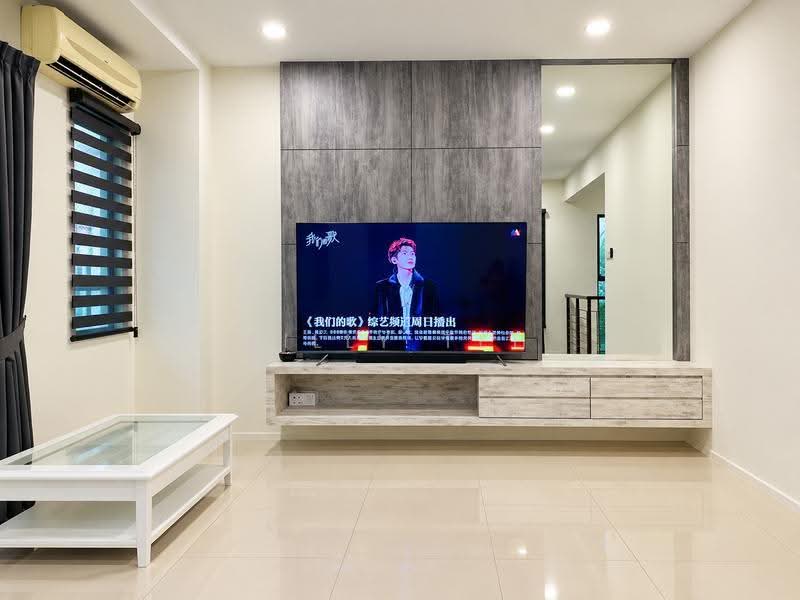 3-storey Terraced House for Sale in Tanjung Bungah (Penang) - Billy Teh - Living Room - PropertyGuru.com.my